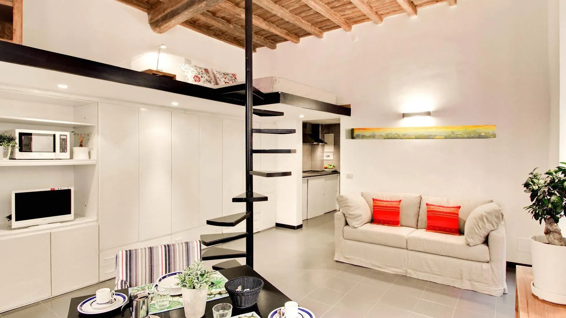 Casawally Rome
